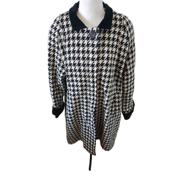 Houndstooth Vintage WOOL Lined Swing Coat Pockets Velvet Cuffs and Collar 80s do - Picture 2 of 11